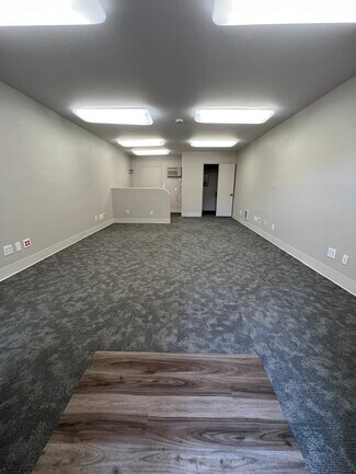 Plus de détails pour 4831 River Rd, Keizer, OR - Bureau à louer