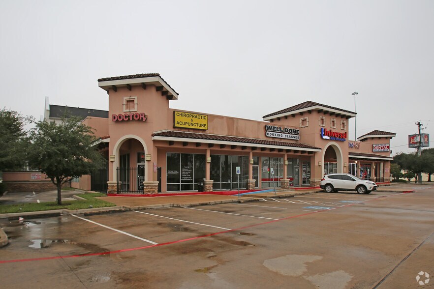 2811 Airline Dr, Houston, TX à louer - Photo principale – Image 2 sur 20