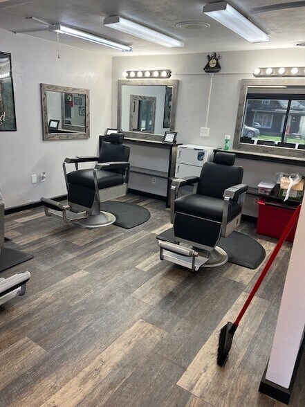 1714 N Gale Ave, Peoria, IL à vendre - Photo intérieure – Image 2 sur 9