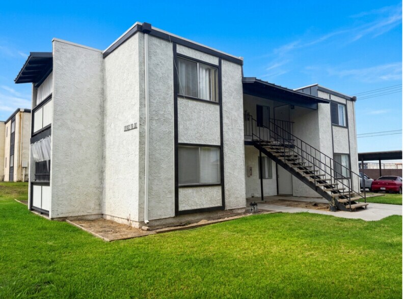 10982 Rincon St, Loma Linda, CA à vendre - Photo de l’immeuble – Image 2 sur 9