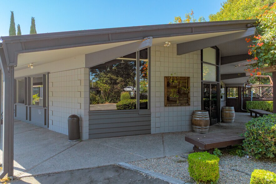 1121 Richards Blvd, Davis, CA à louer - Photo de l’immeuble – Image 2 sur 3