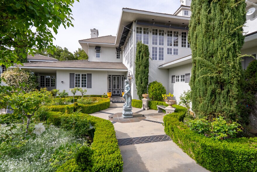 5405 Vineyard Dr, Paso Robles, CA à vendre - Photo principale – Image 2 sur 211