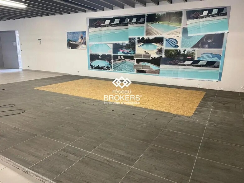 Industriel/Logistique dans SAINT-OUEN-L'AUMONE à vendre - Photo de l’immeuble – Image 2 sur 19