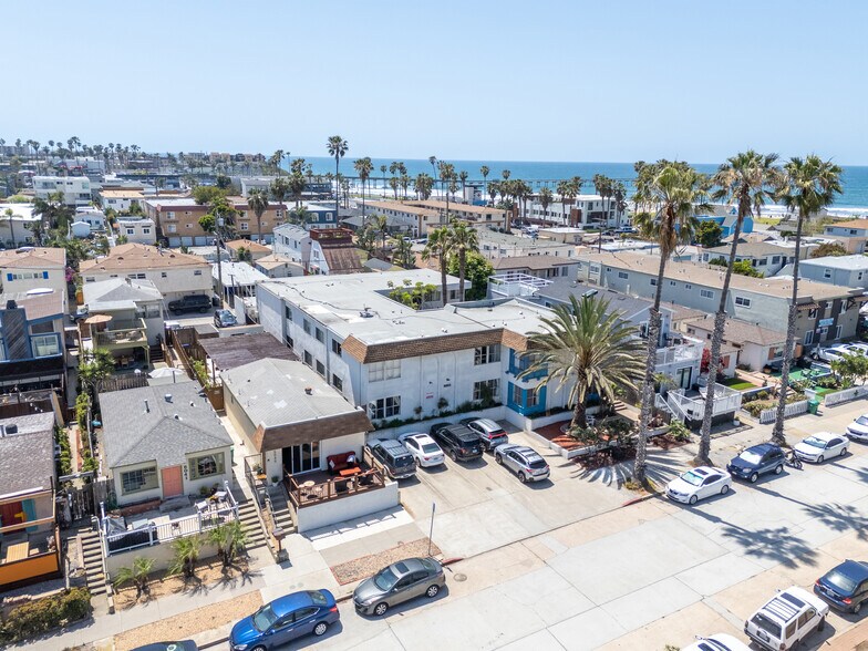 5049 Cape May Ave, San Diego, CA à vendre - Photo de l’immeuble – Image 2 sur 8