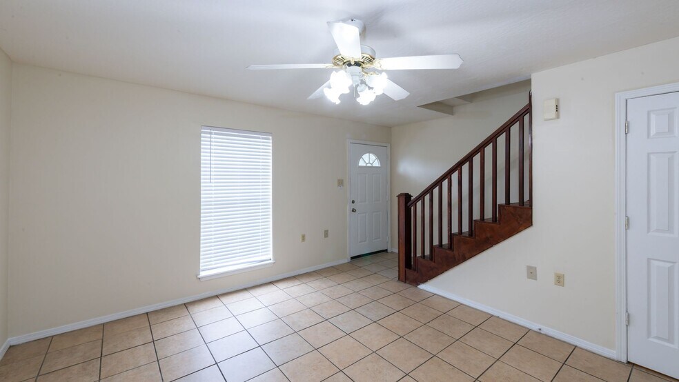 9 Shenandoah Dr, Hattiesburg, MS à vendre - Photo de l’immeuble – Image 3 sur 16