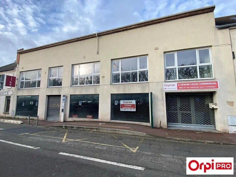 Local commercial dans Longjumeau à vendre - Photo principale – Image 1 sur 1
