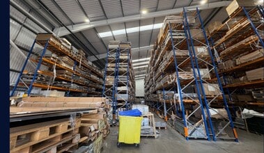 Manchester Rd, Manchester à louer Photo intérieure– Image 1 sur 2