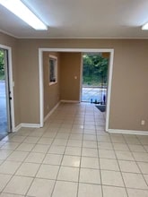 123-139 Ragland Rd, Jackson, TN à louer Photo intérieure– Image 1 sur 9