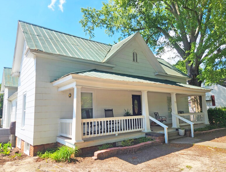 312 S Mason St, Apex, NC à vendre - Photo de l’immeuble – Image 3 sur 4