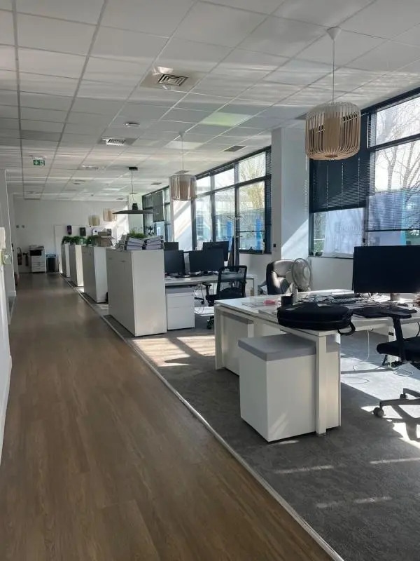 Plus de détails pour 385 Rue de La Belle Etoile, Roissy-en-France - Bureau, Local d'activités à louer