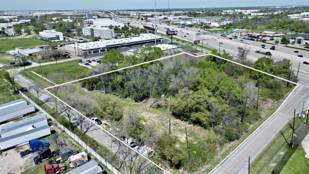 14641 Northwest Fwy, Houston, TX à vendre - Photo de l’immeuble – Image 3 sur 8
