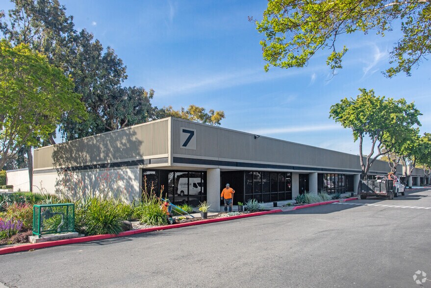 780 Montague Expy, San Jose, CA à louer - Photo de l’immeuble – Image 1 sur 5