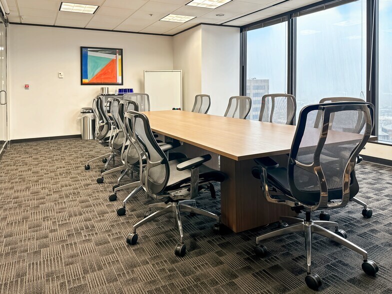1100 Poydras St, New Orleans, LA à louer - Photo intérieure – Image 3 sur 60