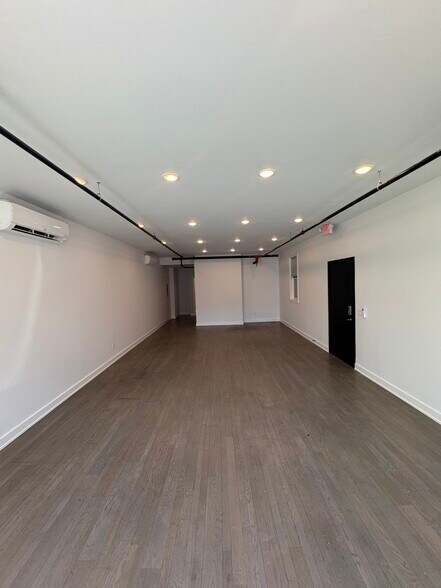 1704 Elm St, Cincinnati, OH à louer - Photo intérieure – Image 3 sur 7