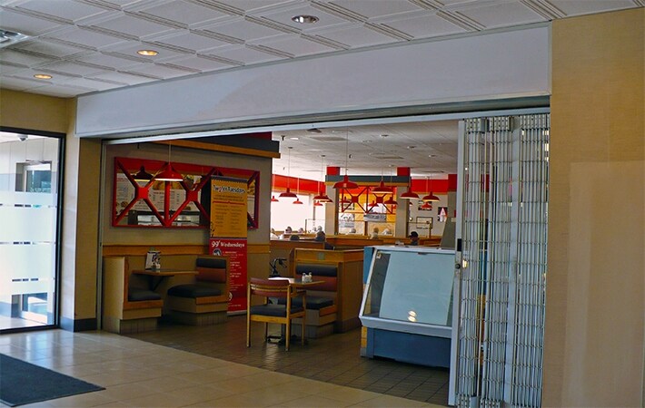 2727 Portage Ave, Winnipeg, MB à louer - Photo principale – Image 1 sur 12