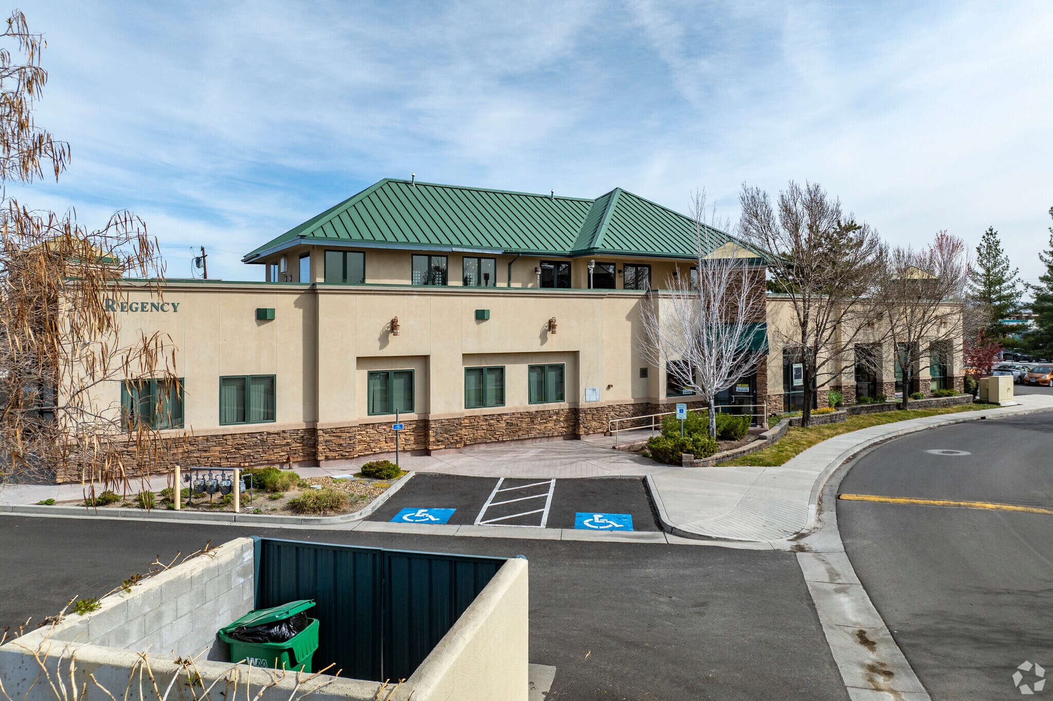 35 Regency Way, Reno, NV à louer Photo principale– Image 1 sur 4