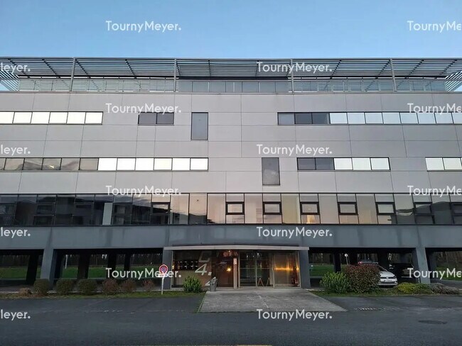 Plus de détails pour Bureau à vendre