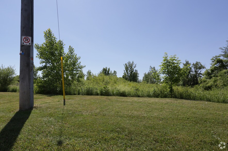 501 Raleigh Ave, Oshawa, ON à vendre - Photo de l’immeuble – Image 2 sur 2