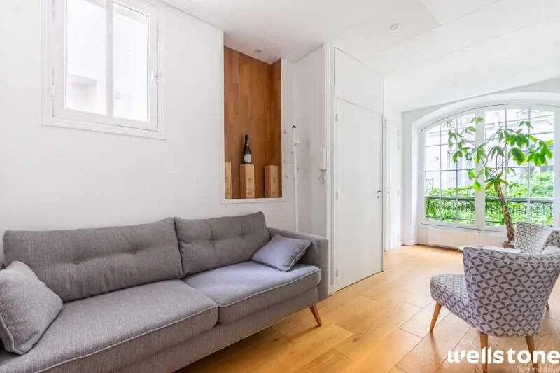 71-73 Rue Du Faubourg Saint-Antoine, Paris à louer - Photo de l’immeuble – Image 3 sur 9