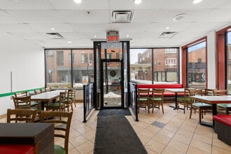 1821 Rue Ontario E, Montréal, QC à louer Photo intérieure– Image 1 sur 3