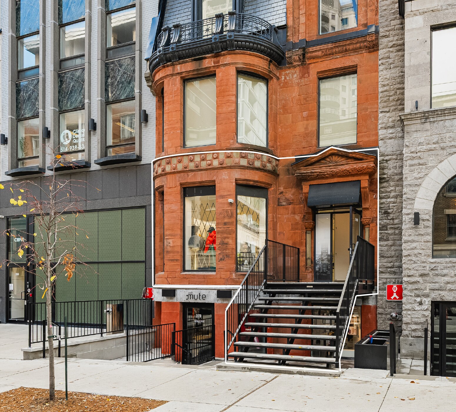 2070-2080 Rue De La Montagne, Montréal, QC à louer Photo de l’immeuble– Image 1 sur 2