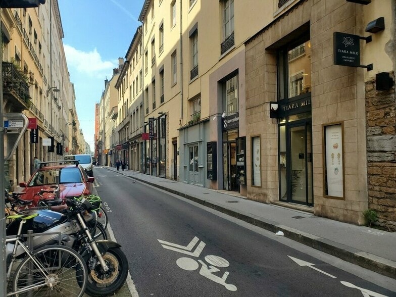 23 Rue Auguste Comte, Lyon à louer - Photo de l’immeuble – Image 2 sur 3