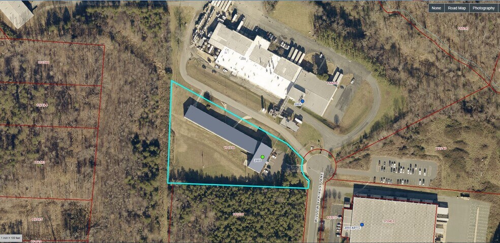2003 Willow Spring Ln, Burlington, NC à vendre - Photo de l’immeuble – Image 3 sur 10