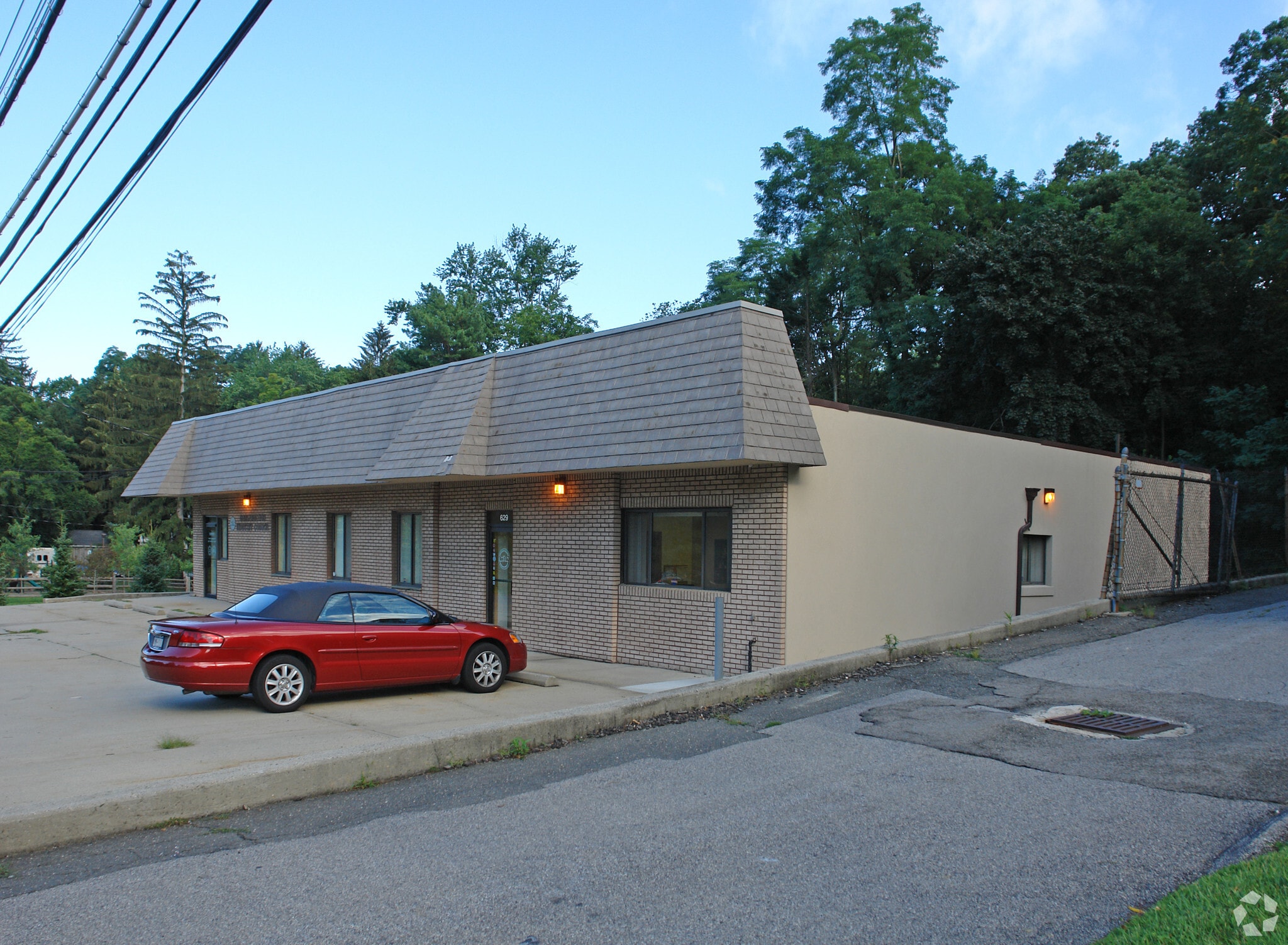 629 White Plains Rd, Tarrytown, NY à vendre Photo principale– Image 1 sur 3