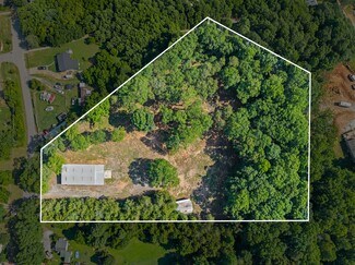 Plus de détails pour 533 Crest Dr, Easley, SC - Industriel/Logistique à vendre