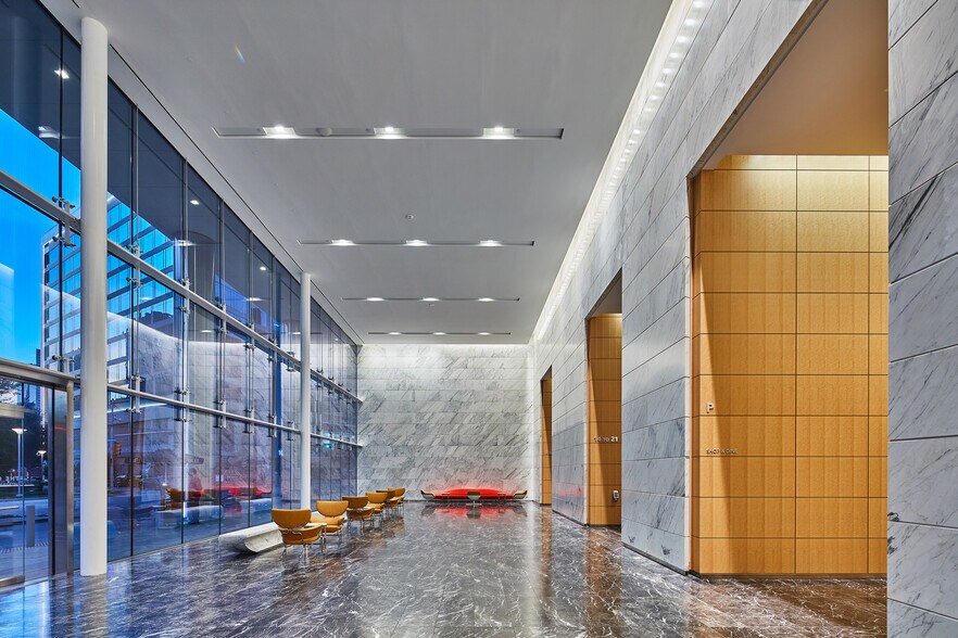 2021 McKinney Ave, Dallas, TX à louer - Hall d’entrée – Image 3 sur 9
