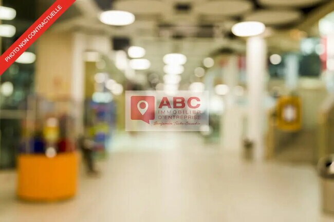 Plus de détails pour Local commercial à louer