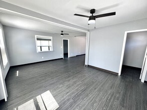 615 3rd St S, Jacksonville Beach, FL à louer Photo intérieure– Image 2 sur 5