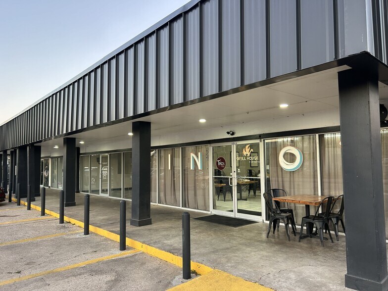 5600 Yale St, Houston, TX à louer - Photo de l’immeuble – Image 3 sur 7