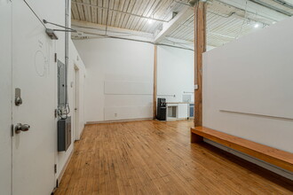 4035 Rue Saint-Ambroise, Montréal, QC à louer Photo de l’immeuble– Image 2 sur 18