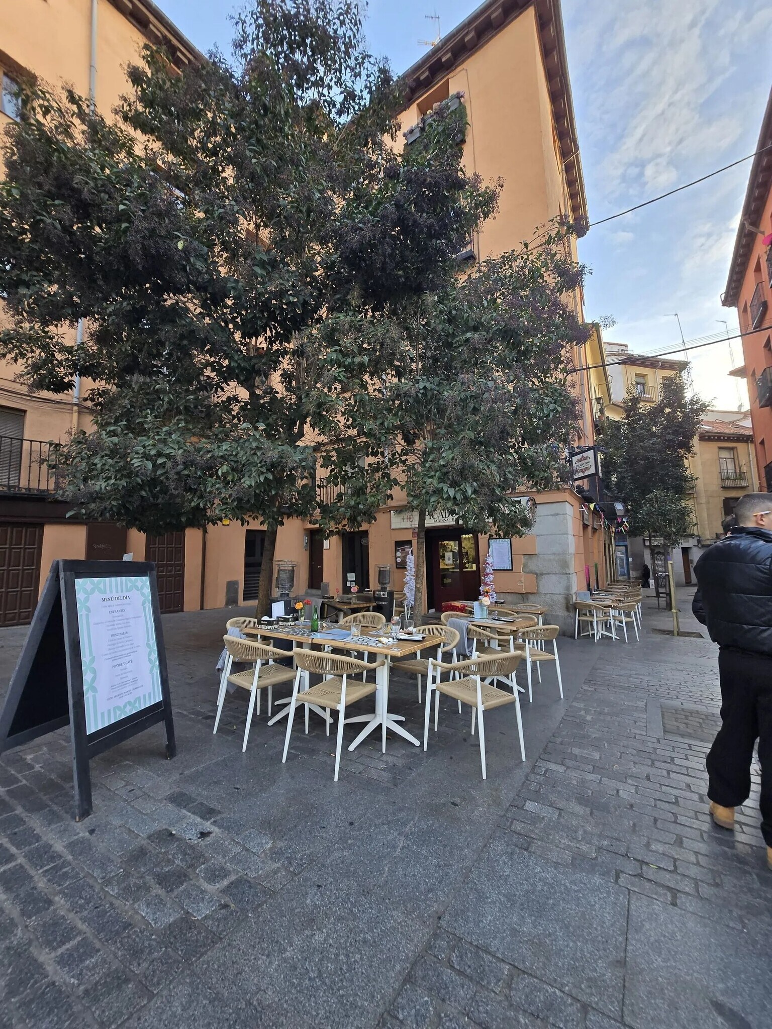 Plaza de Puerta Cerrada, Madrid, Madrid à louer Photo de l’immeuble– Image 1 sur 2