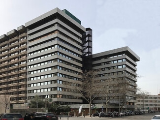Plus de détails pour Calle de Orense, 70, Madrid - Bureau à louer