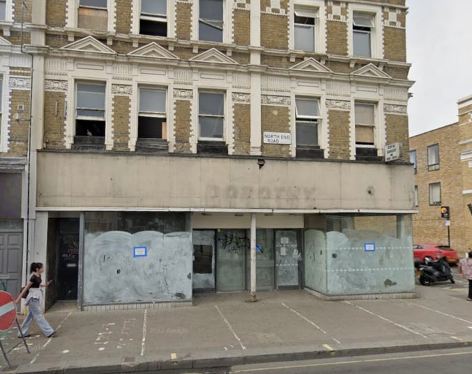 322 North End Rd, Londres à louer Photo de l’immeuble– Image 1 sur 1