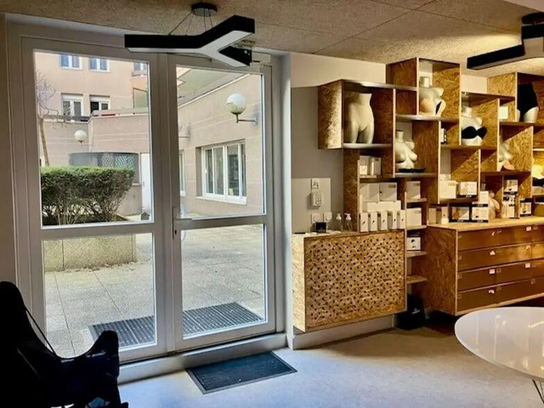 Bureau dans Paris à vendre - Photo de l’immeuble – Image 2 sur 6
