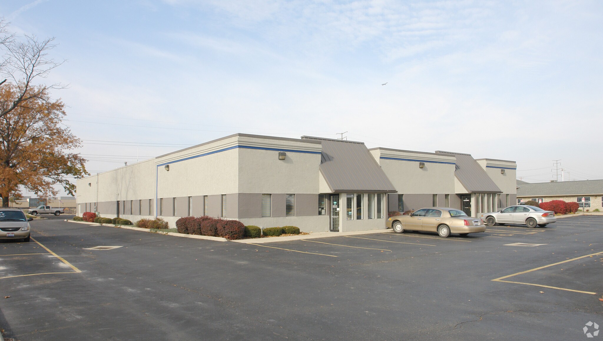 77-83 Outerbelt St, Columbus, OH à louer Photo principale– Image 1 sur 18