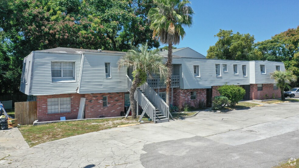 5432 Cheri Ct, New Port Richey, FL à vendre - Photo de l’immeuble – Image 2 sur 12