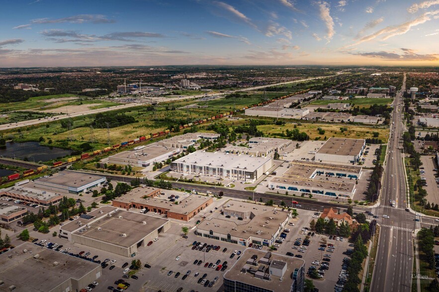 7755 Birchmount Rd, Markham, ON à vendre - Photo de l’immeuble – Image 3 sur 3