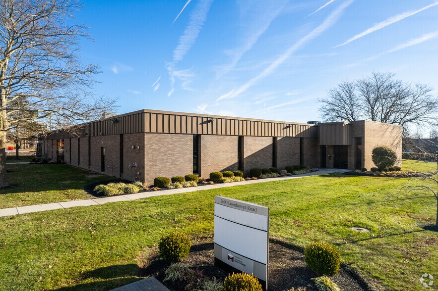 2600 Eisenhower Ave, Norristown, PA à louer - Photo de l’immeuble – Image 1 sur 5