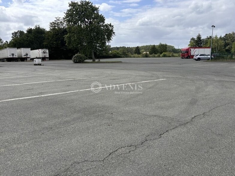Route De Tours, Écommoy à vendre - Photo de l’immeuble – Image 2 sur 3