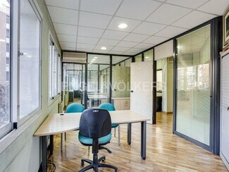 Plus de détails pour Local commercial à louer