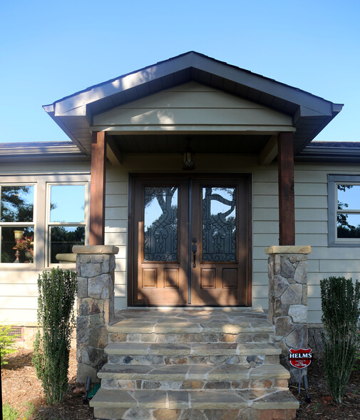 1697 NC-16 Business, Denver, NC à louer - Photo de l’immeuble – Image 3 sur 10