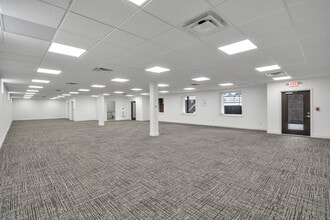 4476 Main St, Amherst, NY à louer Photo intérieure– Image 2 sur 8