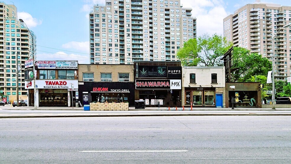 5171 Yonge St, Toronto, ON à vendre - Photo de l’immeuble – Image 3 sur 16