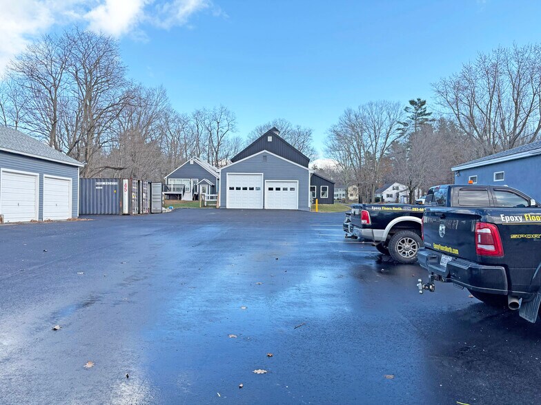 1102 Bridgton Rd, Westbrook, ME à vendre - Photo de l’immeuble – Image 2 sur 10