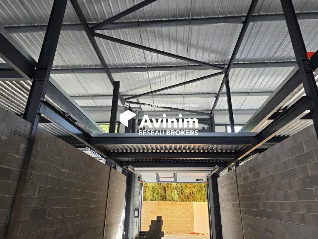 Industriel/Logistique dans Lunel à vendre Photo intérieure– Image 1 sur 4