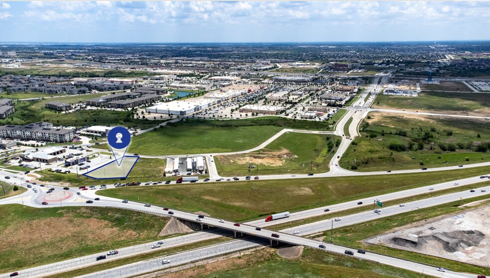 8925 Lower Sonoma Ln, Fort Worth, TX à vendre - Photo principale – Image 1 sur 1